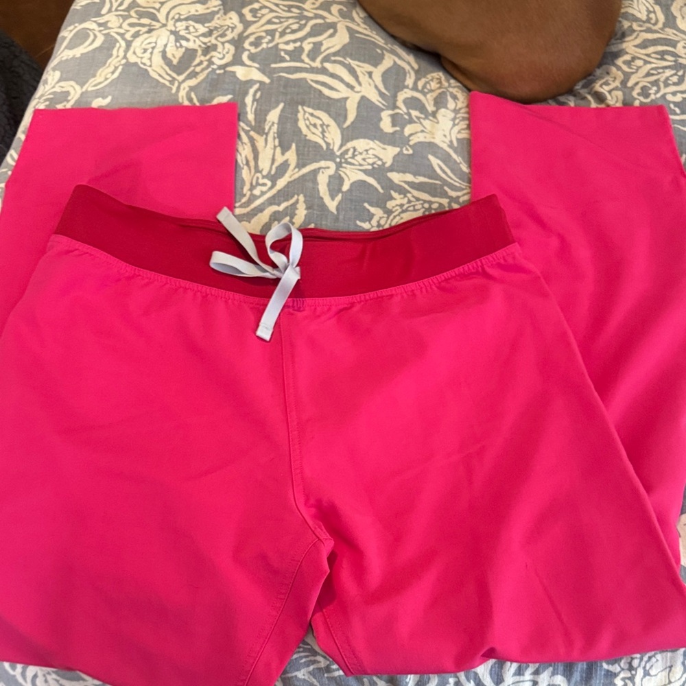 Shocking pink Livingston SEE DESCRIPTION